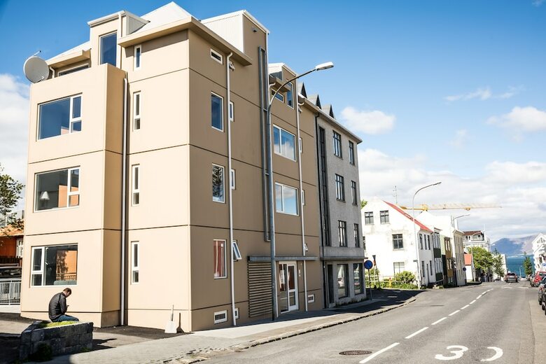 Apartamentos Saga Studios By Ylma
