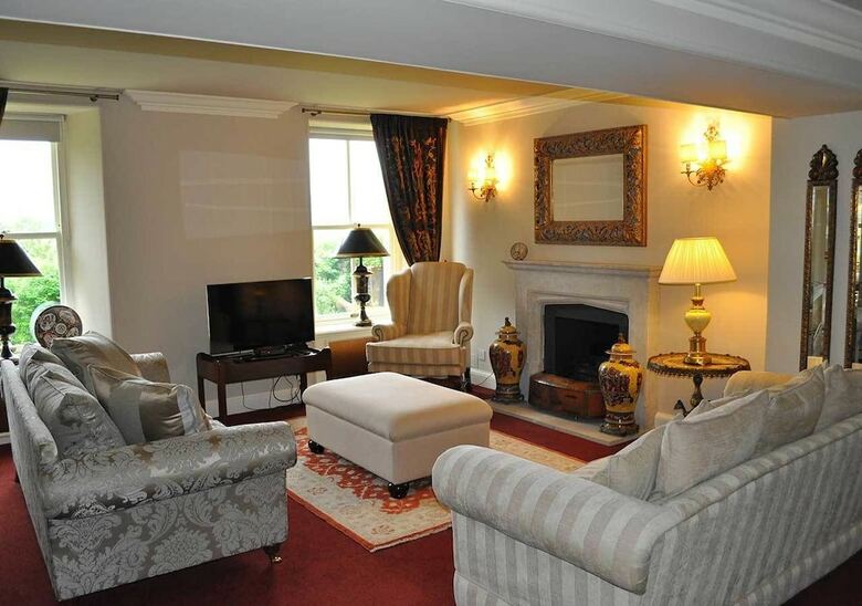 Lawburn House