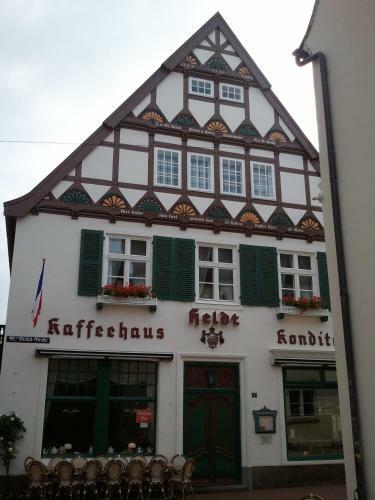 Hostal Kaffeehaus Und Konditorei Heldt