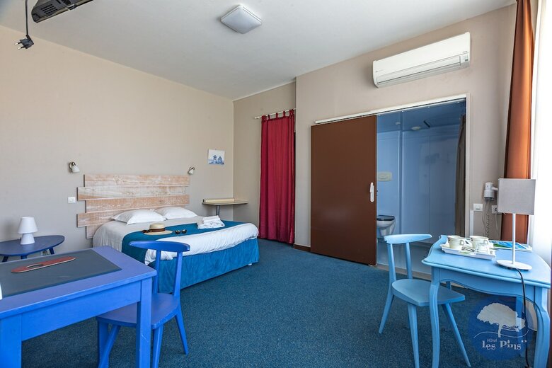 Hotel H�tel Les Pins