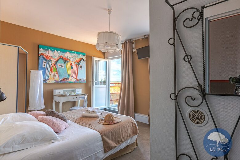 Hotel H�tel Les Pins