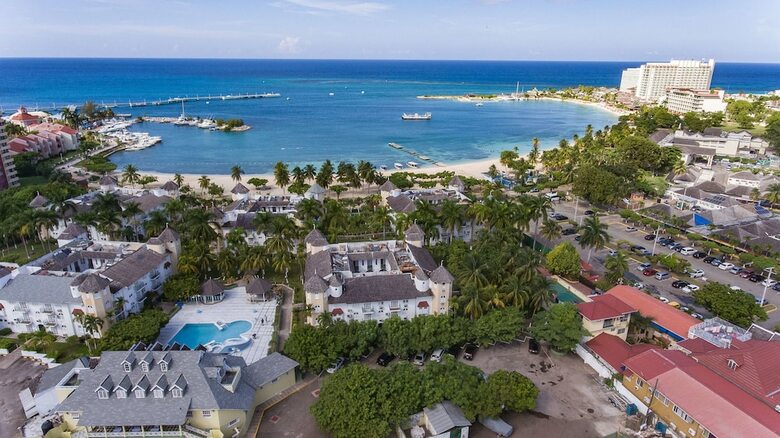 Apartamentos Green Island Beach Suite At Turtle Towers