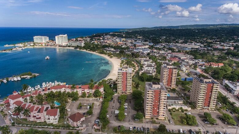 Apartamentos Green Island Beach Suite At Turtle Towers