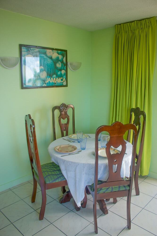Apartamentos Green Island Beach Suite At Turtle Towers