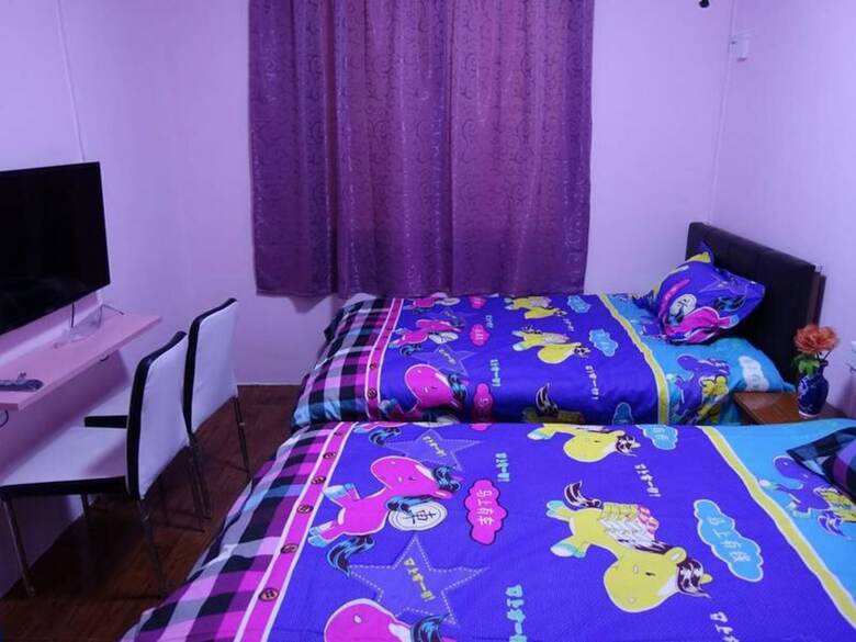 Hostal Wood Hostel