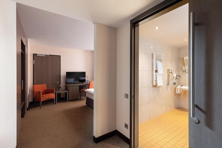 Intercityhotel Berlin Brandenburg Airport