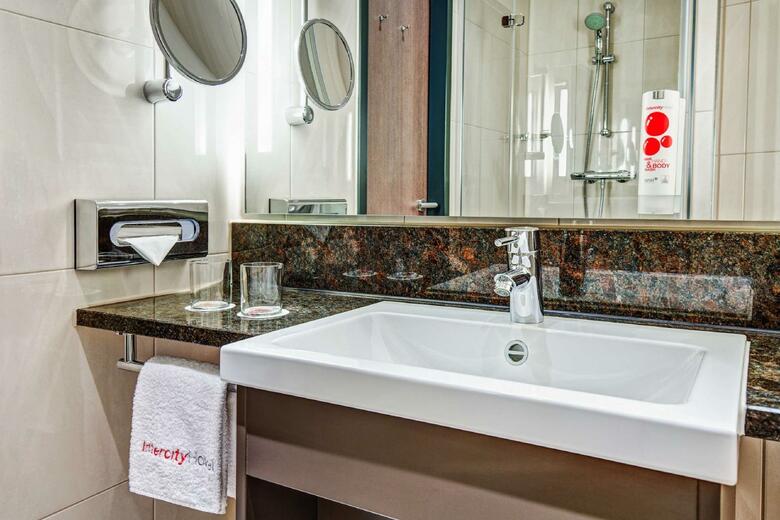 Intercityhotel Berlin Brandenburg Airport