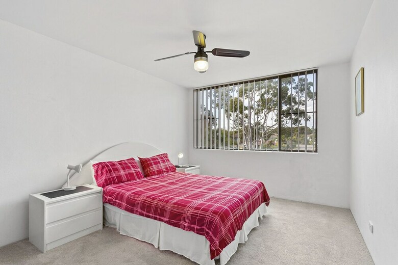 Apartamentos Mistral Court, Unit 7/17 Mistral Close