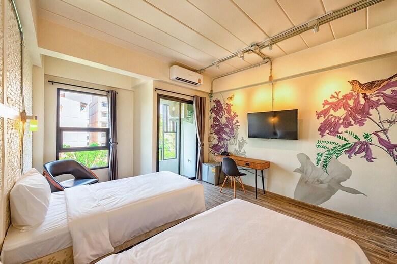 Hostal Bangkok Oasis Hotel
