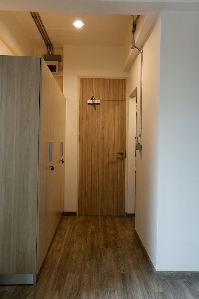 Hostal Bangkok Oasis Hotel