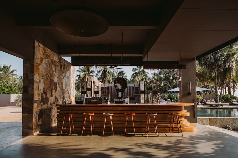 Hotel Karpaha Sands