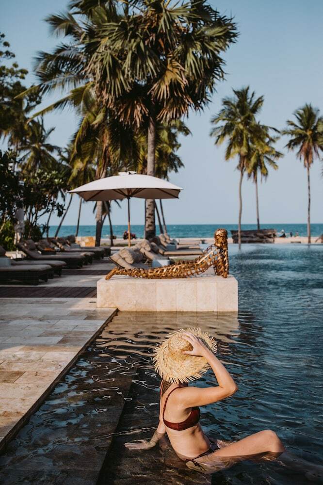 Hotel Karpaha Sands