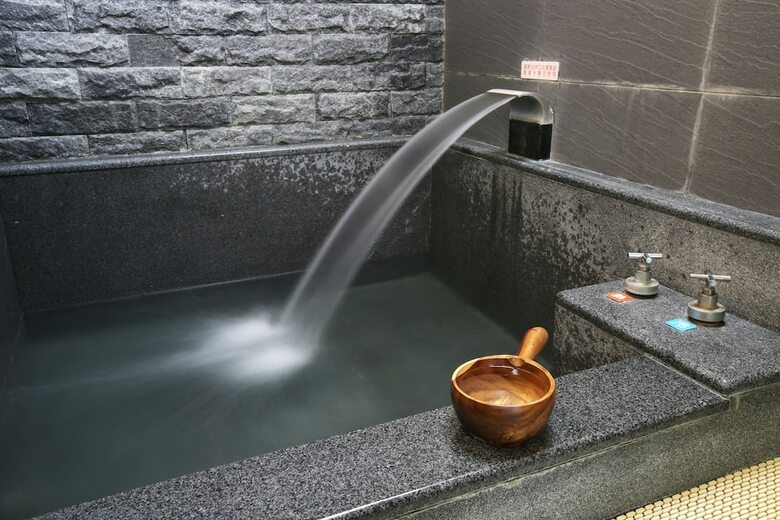 Long Shan Hotel