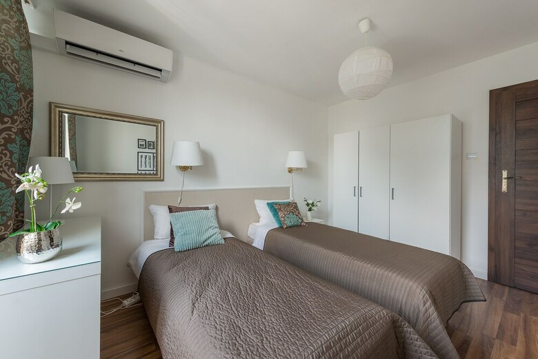 Unit Short Rent Apartment By Warsaw Metro Station