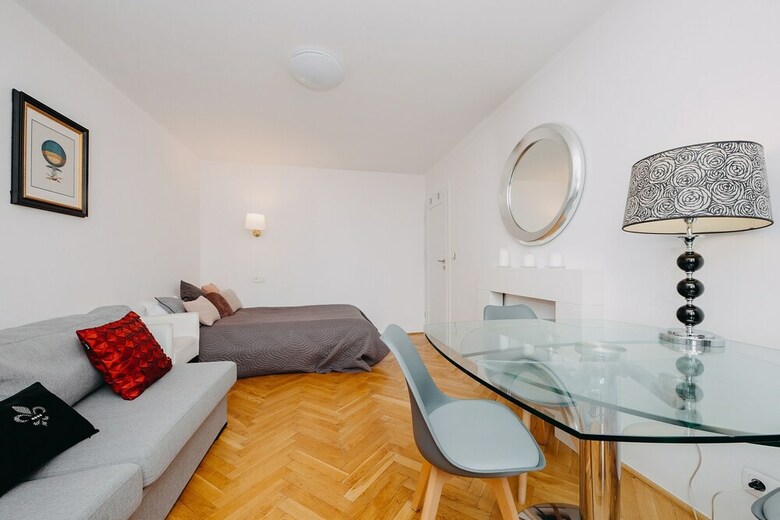 Unit Short Rent Apartment By Warsaw Metro Station