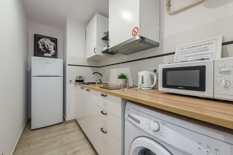 Unit Short Rent Apartment By Warsaw Metro Station