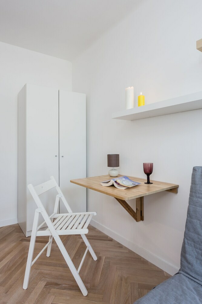 Unit Short Rent Apartment By Warsaw Metro Station