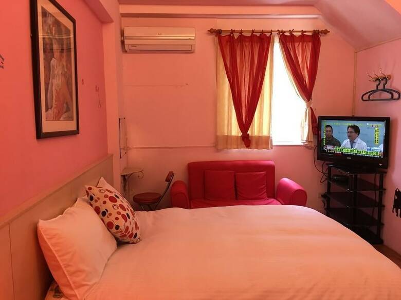 Bed & Breakfast The Summer Of Memory