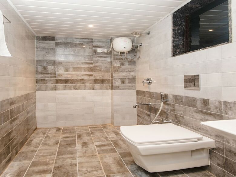 Hotel Oyo 12894 Bunty Residency