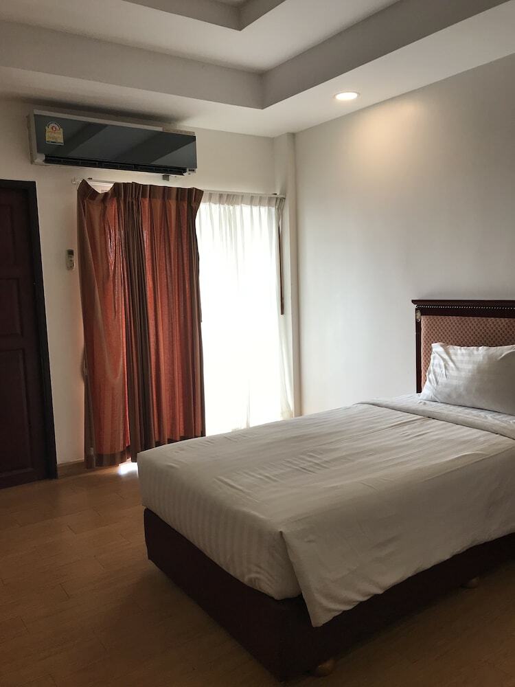 Pattaya Hiso Hotel