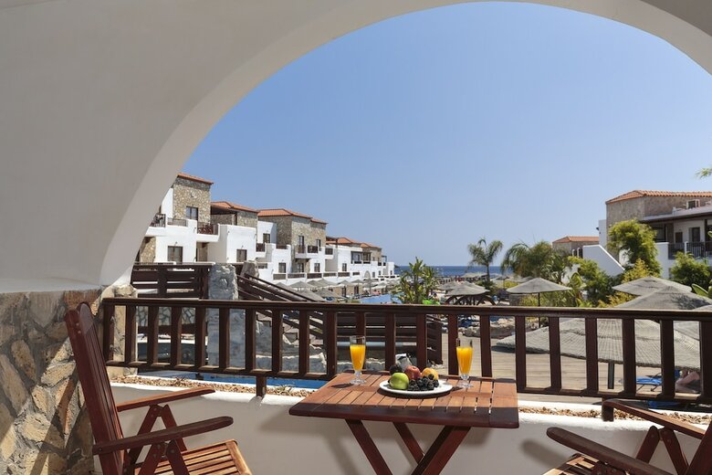 Hotel Costa Lindia Beach
