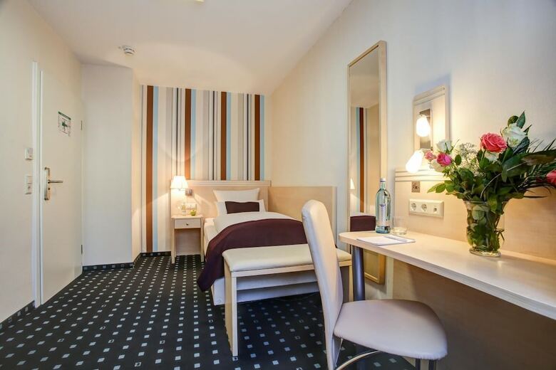 Rhein Neckar Hotel Mannheim