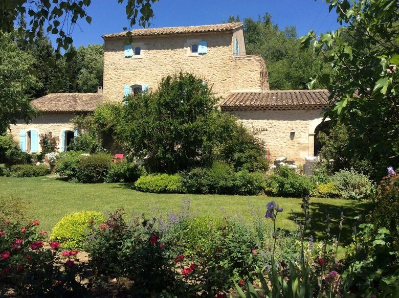 Hotel Chambres D'h�tes Et Mas - Les Bouisserettes