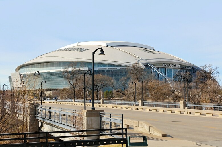 Hotel Crowne Plaza Suites Arlington - Ballpark - Stadium