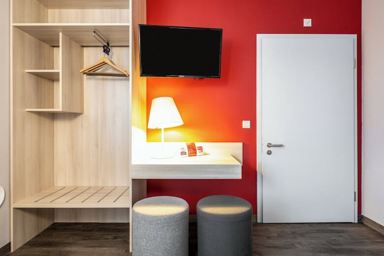 Serways Hotel Feucht Ost