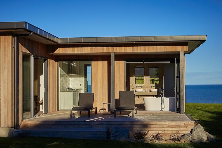 Cabana Glenburn Coastal Retreat - Adults Only