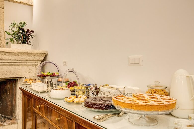 Bed & Breakfast Pantheonview - Luxury Suites