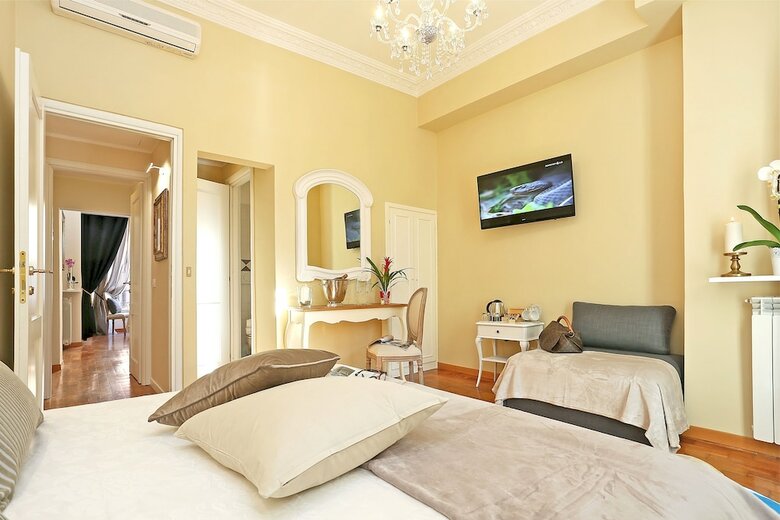Bed & Breakfast Liberty Rome Suites