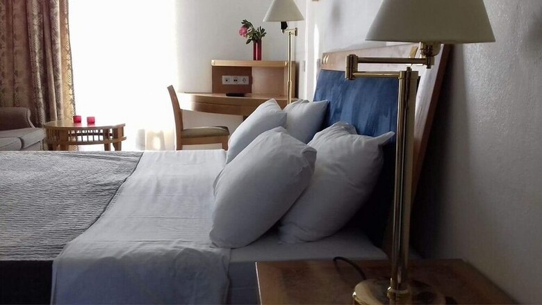 Aparthotel Jonathan Studio Apartments