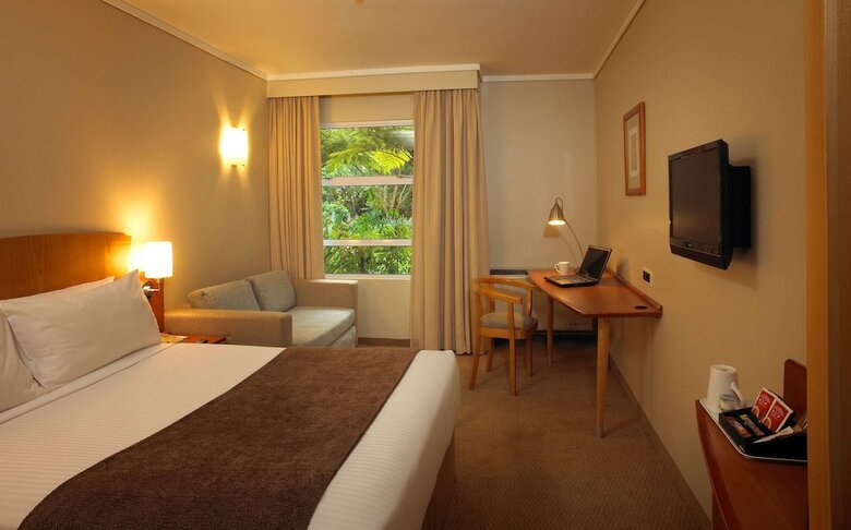 Hotel Stayeasy Emnotweni