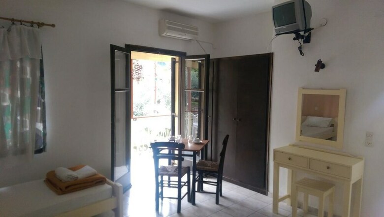 Apartamentos Laopetra Studios