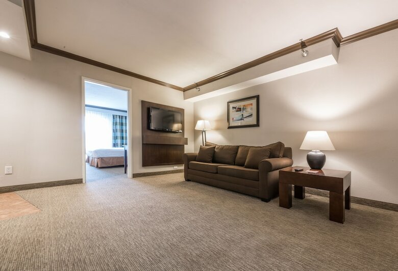 Vanllee Hotel And Suites