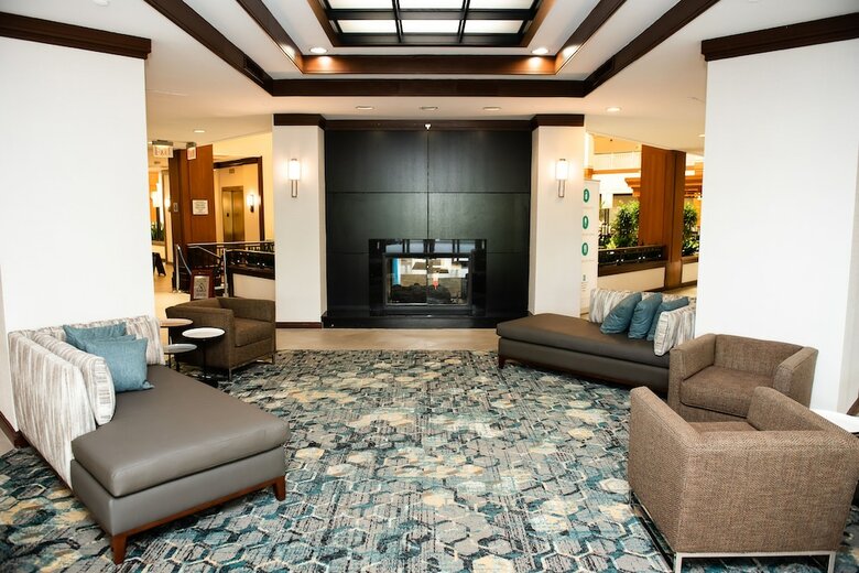 Hotel Embassy Suites By Hilton Auburn Hills