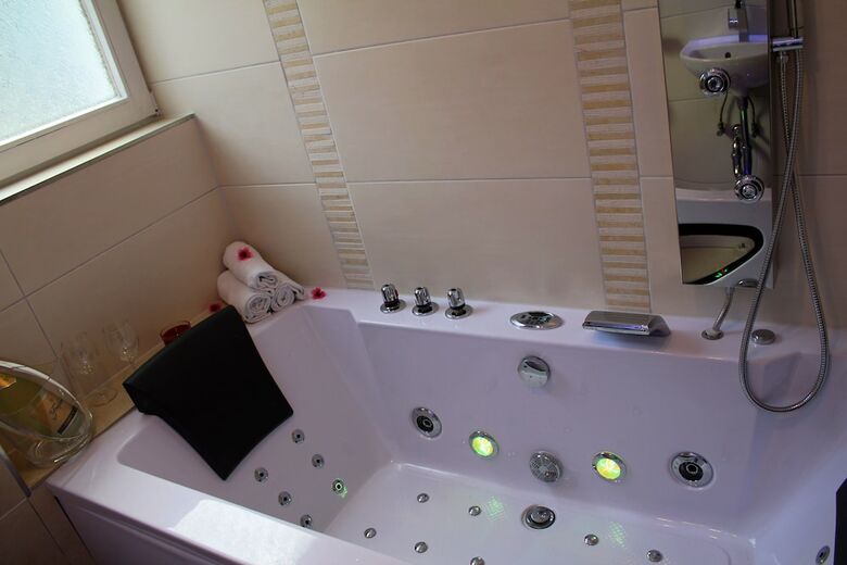 Apartamentos Ferienwohnungen Maarberg Resort