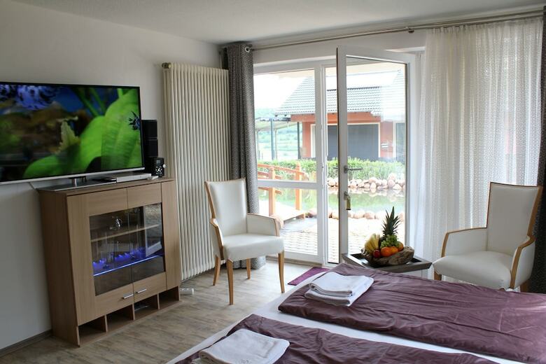 Apartamentos Ferienwohnungen Maarberg Resort
