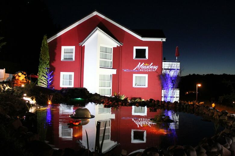 Apartamentos Ferienwohnungen Maarberg Resort