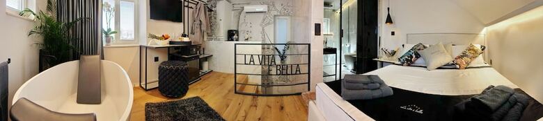 Hotel La Vita E Bella II