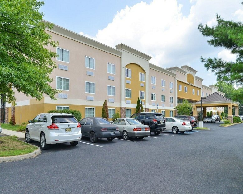 Hotel Quality Suites