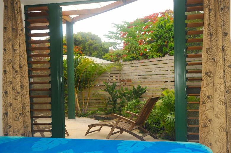 Villa Dorothy's Muri Beach Bungalows