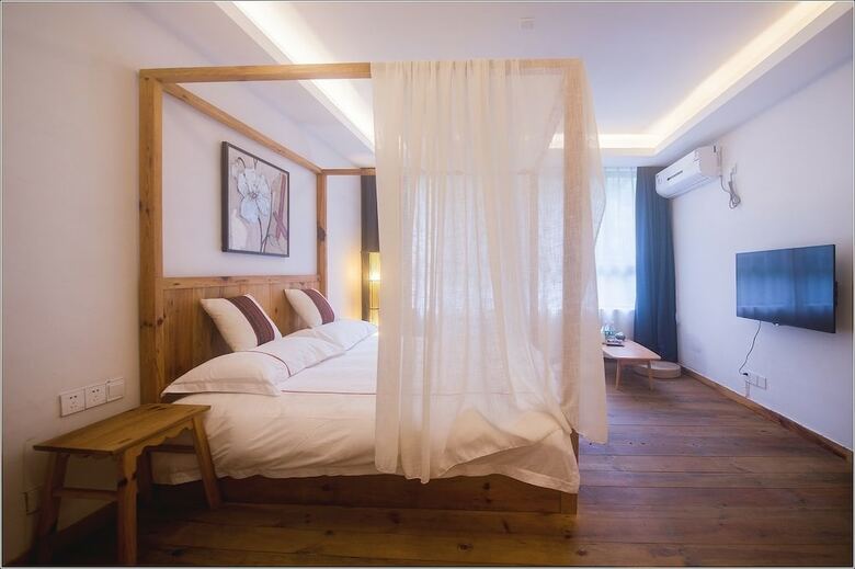 Ru Village Hotel
