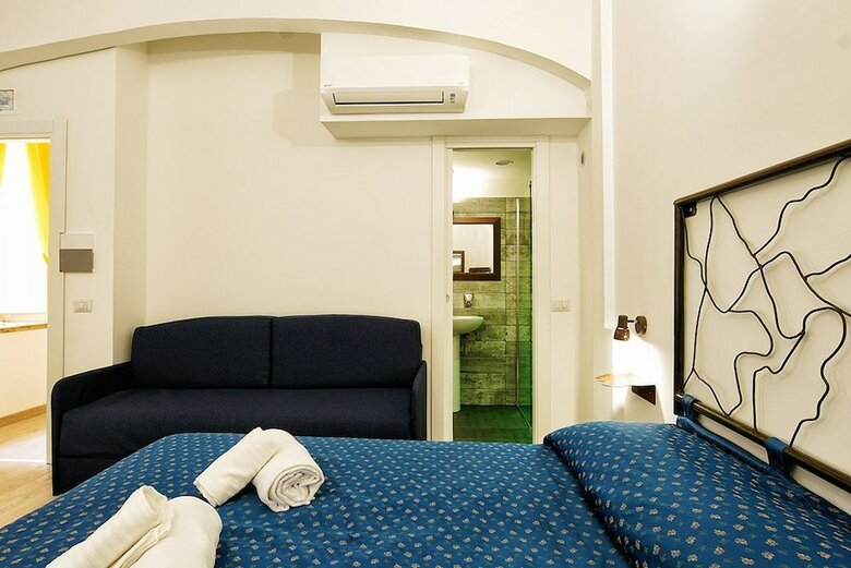 Hotel Vatican Holiday Junior