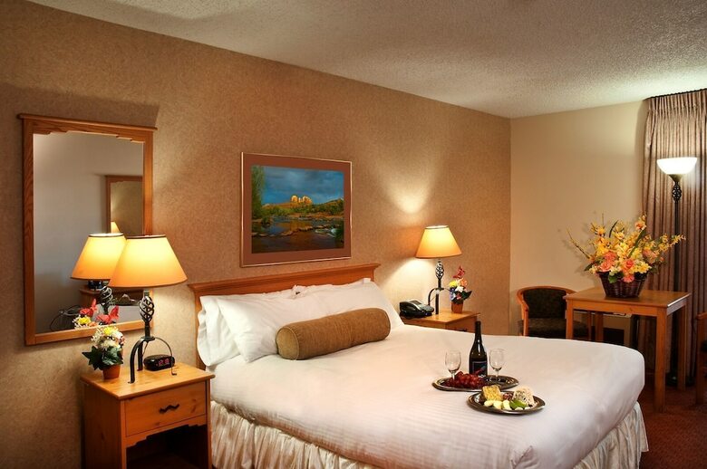 Hotel The Lodge At Cliff Castle Casino