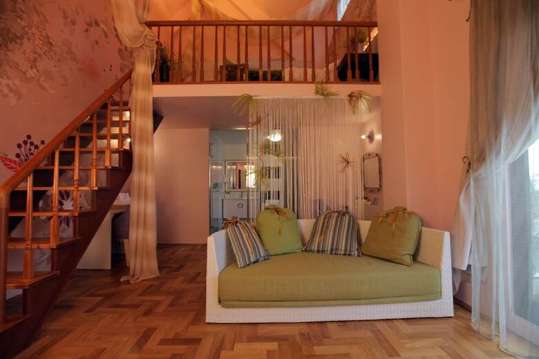 Bed & Breakfast Pass Happiness On