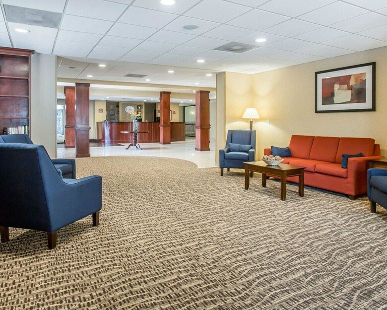 Hotel Comfort Suites Atlanta Airport