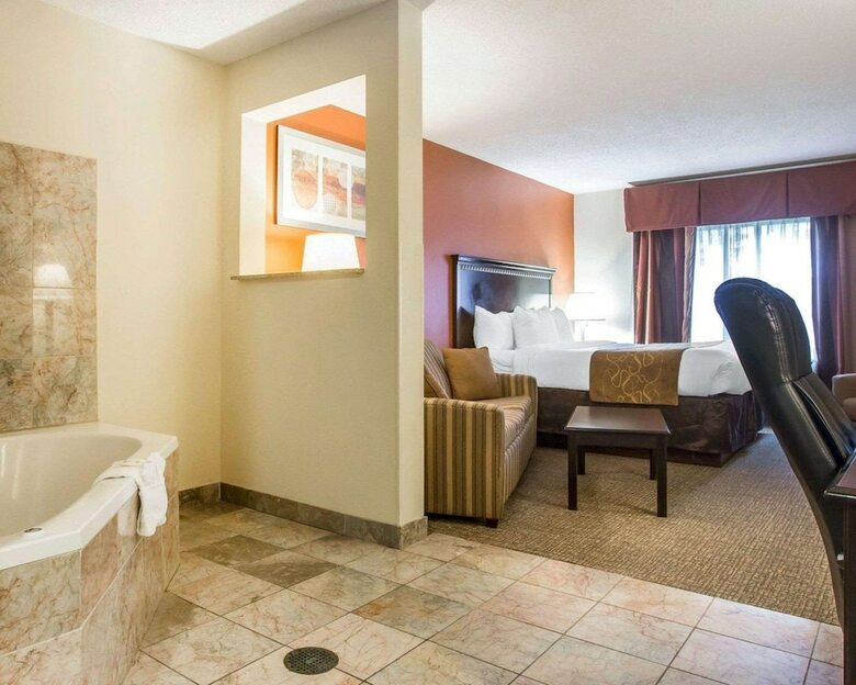 Hotel Comfort Suites Atlanta Airport