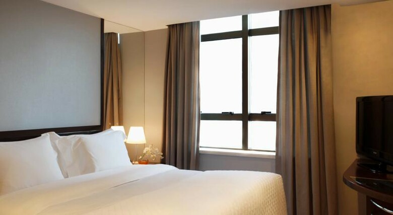 Hotel Marina All Suites